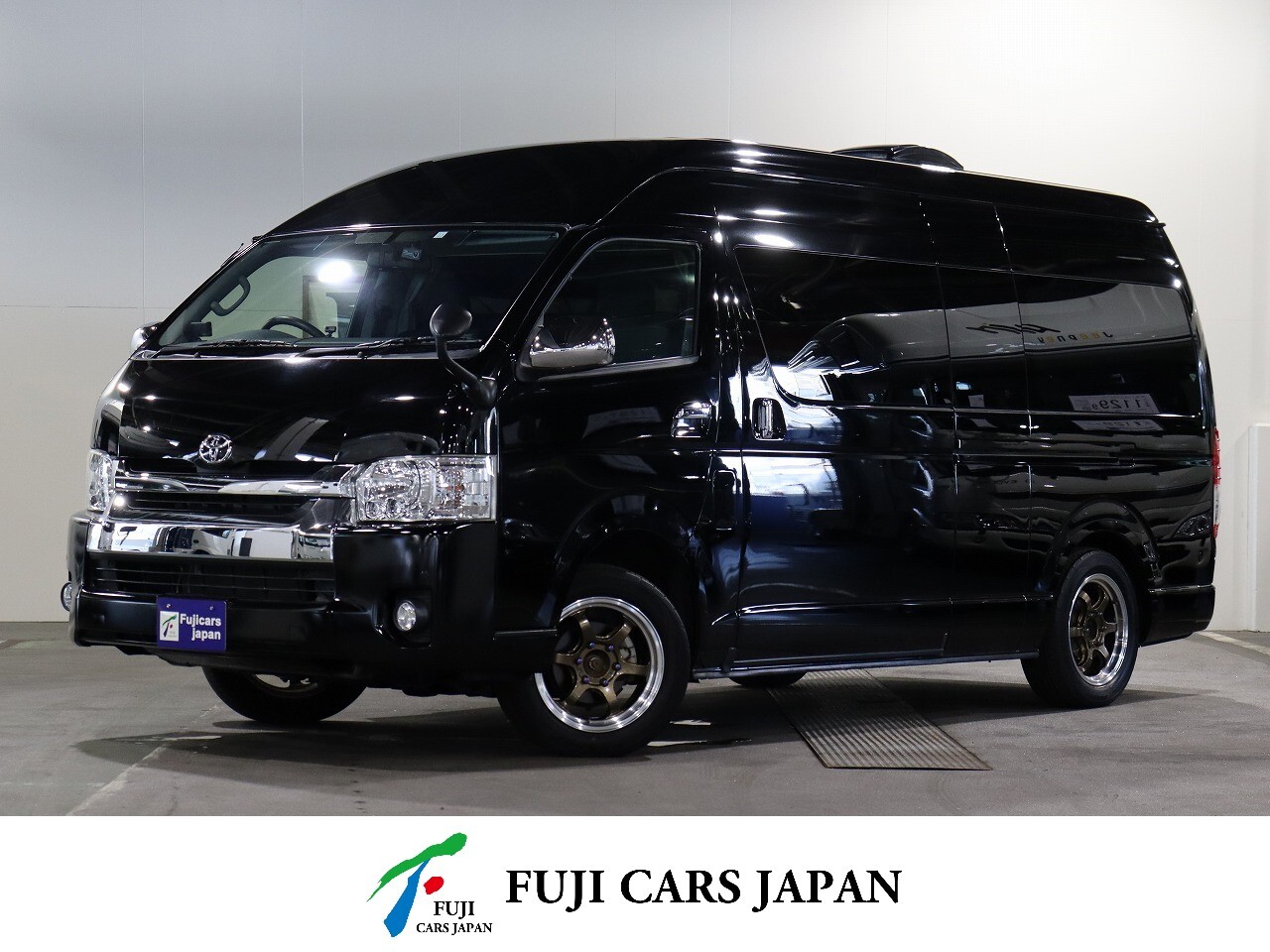キャンピングカー バンコン ハイエース レクビィ トップセイル 4WD　DC冷蔵庫