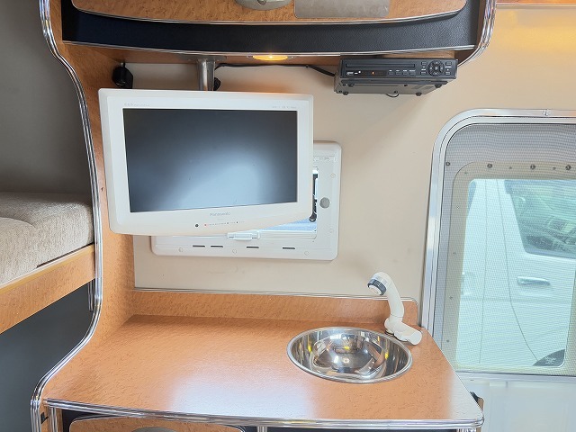 キャンピングカー キャブコン ﾎﾞﾝｺﾞ ﾛｰﾀｽRV ﾏﾝﾎﾞｳ ﾌｧﾐｰﾕ
