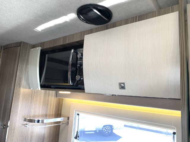 キャンピングカー キャブコン ﾊﾞﾝﾃｯｸ ｼﾞﾙ520 家AC ﾚﾝｼﾞ FFﾋｰﾀｰ