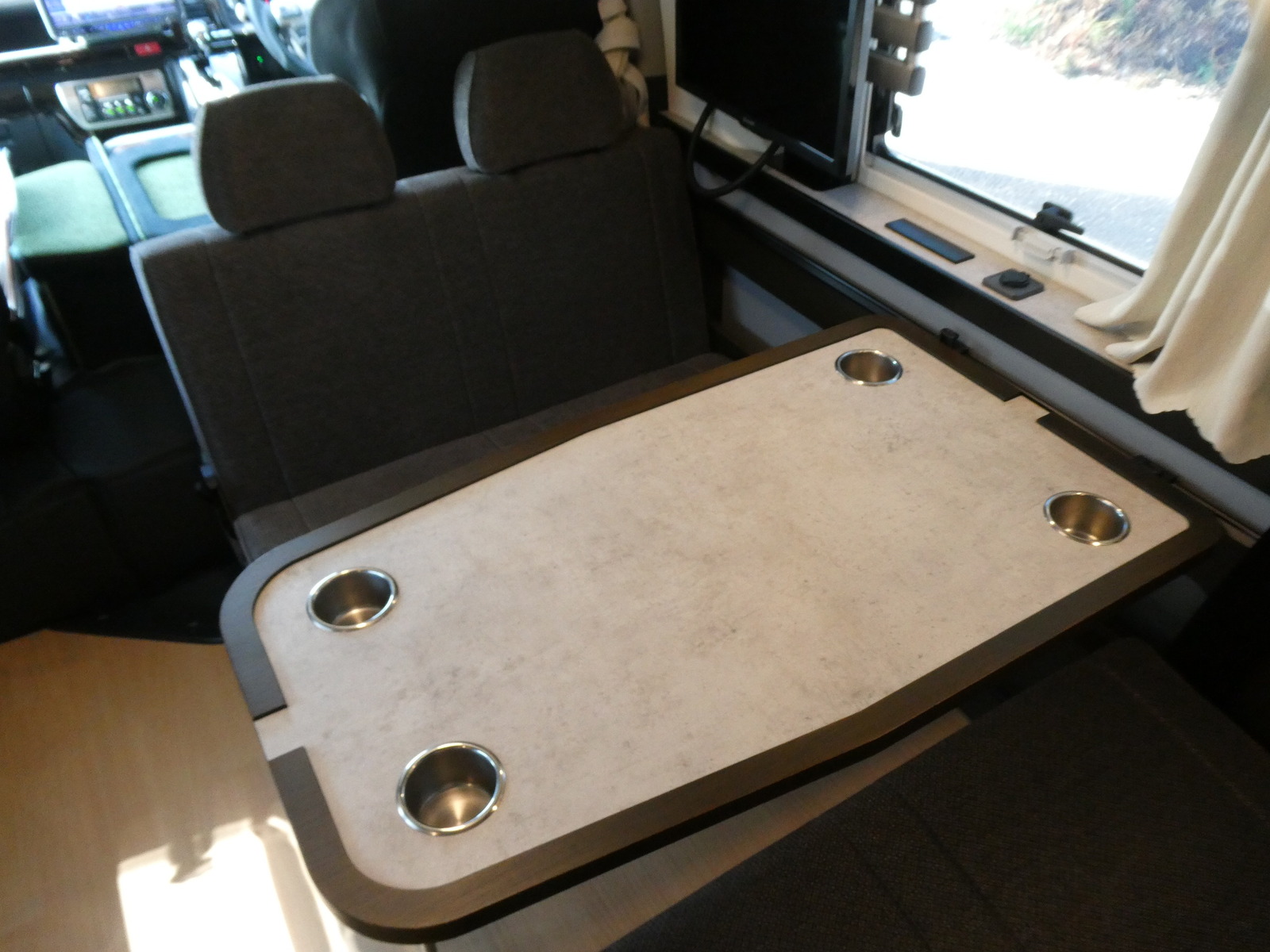 キャンピングカー バンコン ﾊﾞｰﾃﾞﾝｸﾞﾗﾝﾃﾞ　ｶｰｻﾌﾞﾗｯｸED　家AC