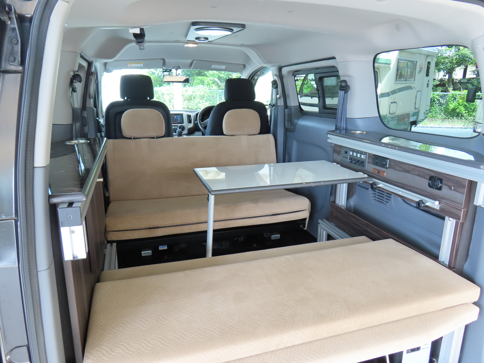 キャンピングカー バンコン NV200ﾊﾞﾈｯﾄ ﾒﾃｨｵ ﾗｸﾈﾙ