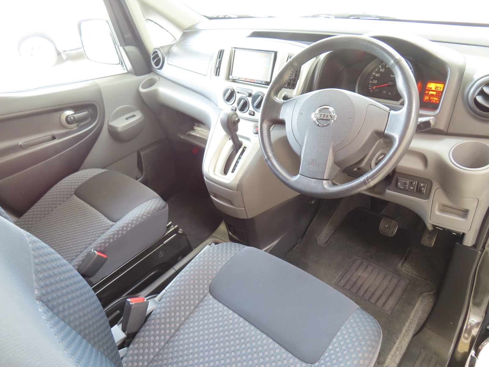 キャンピングカー バンコン NV200ﾊﾞﾈｯﾄ ﾒﾃｨｵ ﾗｸﾈﾙ