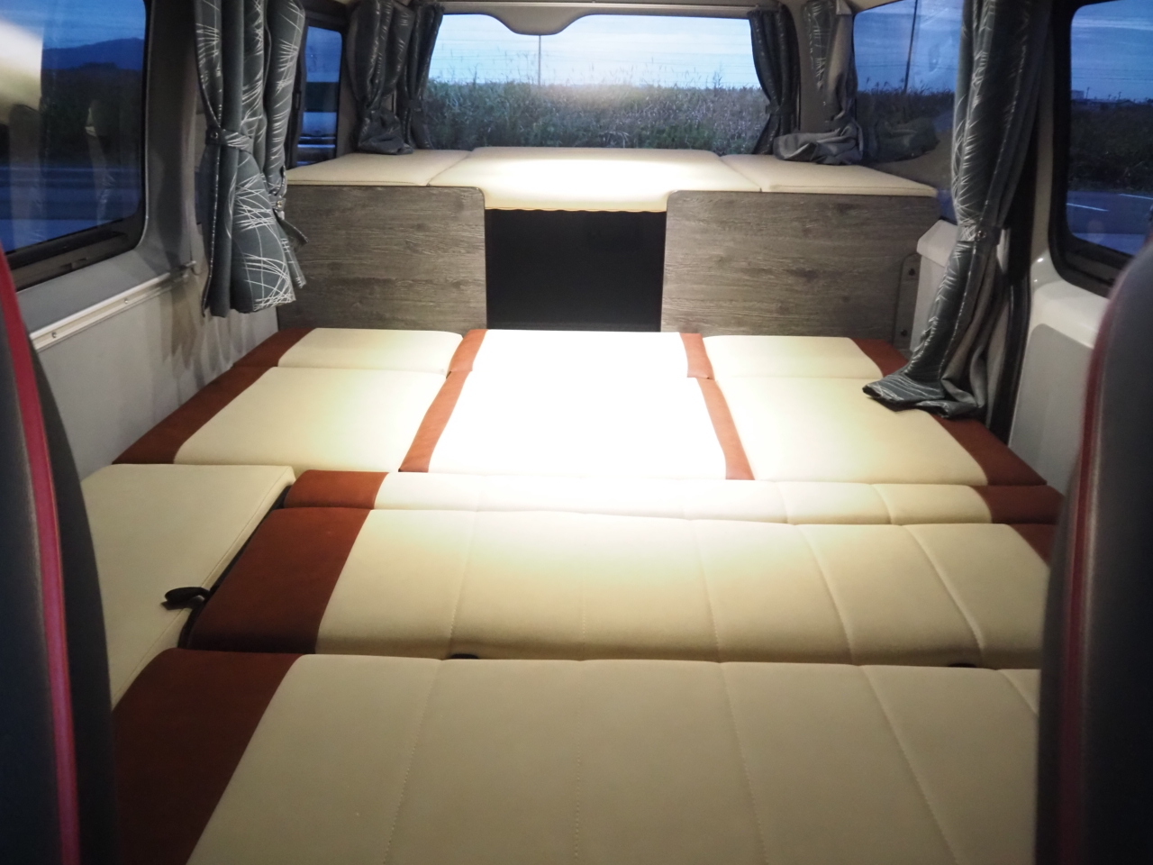 キャンピングカー バンコン ﾊｲｴｰｽ ｷｬﾝﾊﾟｰ鹿児島製 ｵﾘｼﾞﾅﾙ仕様