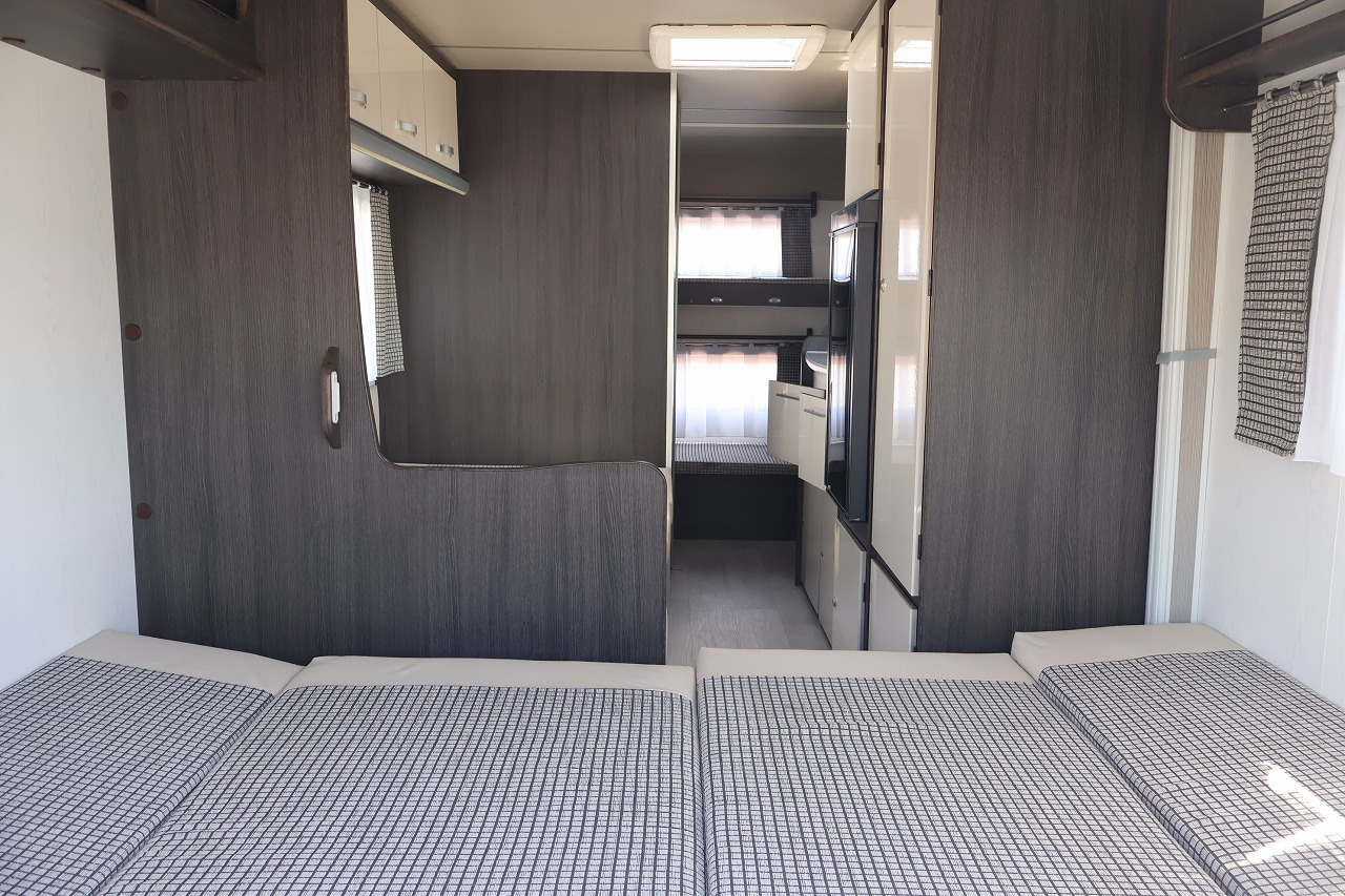 キャンピングカー トレーラー ｴｰｽｷｬﾗﾊﾞﾝ ｴｰｽ510CDL　要牽引免許
