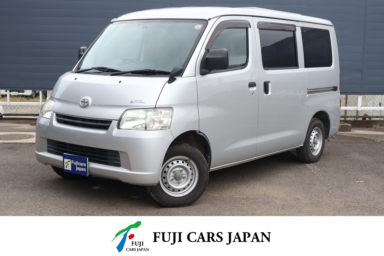 キャンピングカー バンコン ライトエース コンパクトバカンチェスMOMO 4WD