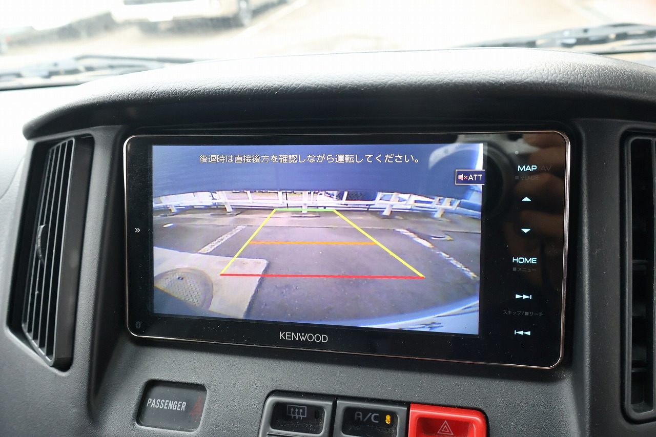 キャンピングカー バンコン ﾗｲﾄｴｰｽ ｺﾝﾊﾟｸﾄﾊﾞｶﾝﾁｪｽMOMO 4WD