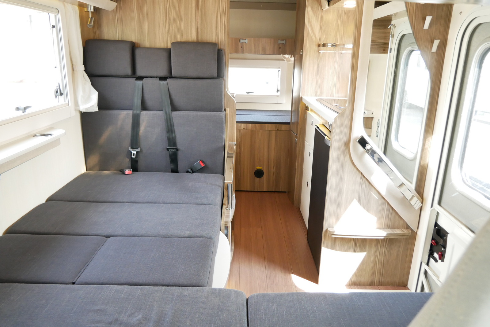 キャンピングカー キャブコン ｶﾑﾛｰﾄﾞ ﾊﾞﾝﾃｯｸ ｼﾞﾙ520 4WD　家庭用AC