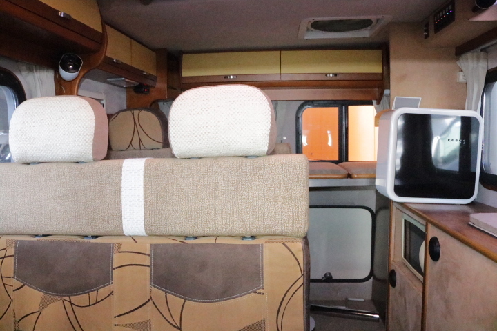 キャンピングカー キャブコン NV200ﾊﾞﾈｯﾄ AtoZｵﾘｼﾞﾅﾙ仕様 FFﾋｰﾀｰ