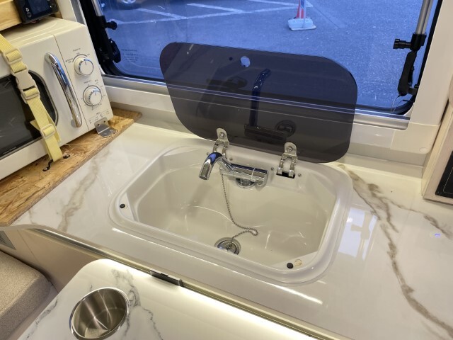 キャンピングカー 軽キャンパー JPｽﾀｰ ﾊｯﾋﾟｰ1+ｼﾃｨ ﾎﾟｯﾌﾟｱｯﾌﾟ4WD　