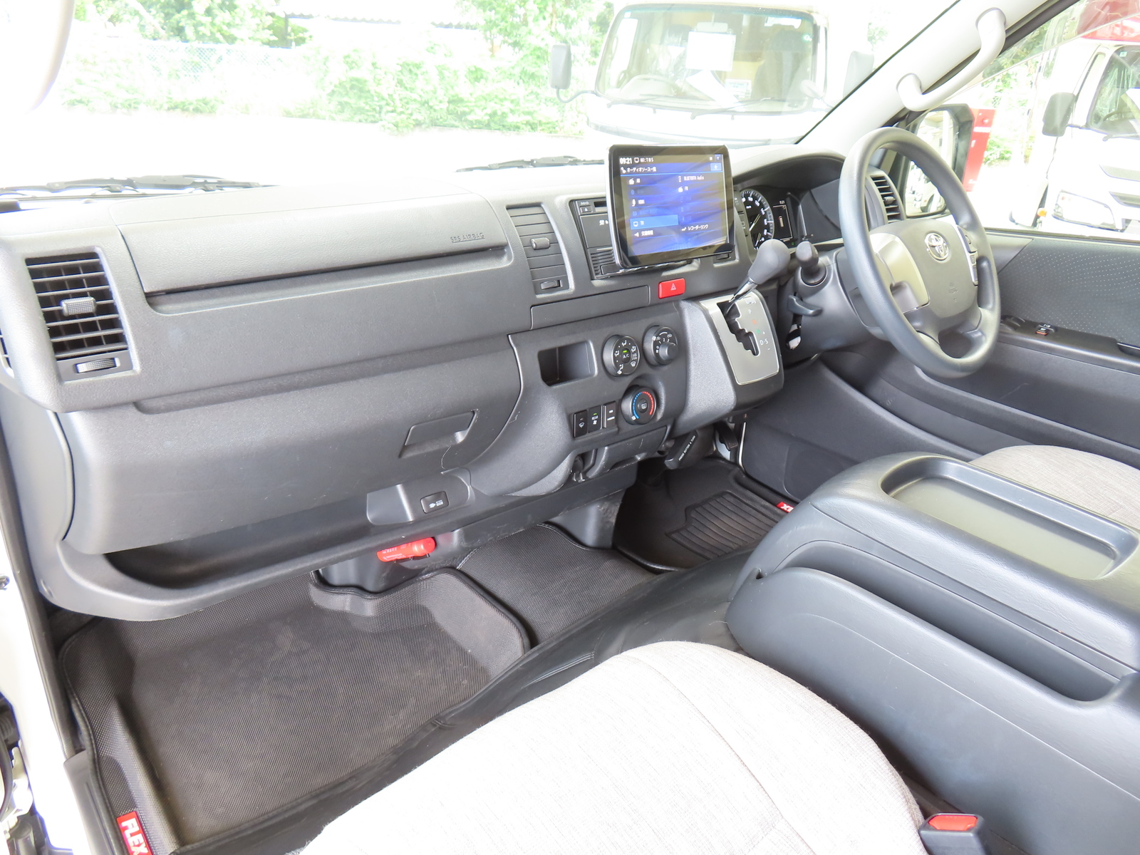 キャンピングカー バンコン ﾊｲｴｰｽ ﾌﾚｯｸｽ ﾓﾋﾞｰﾃﾞｨｯｸNH#02 4WD