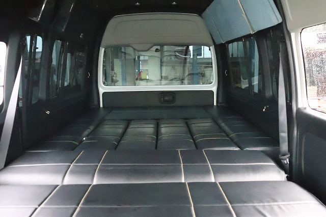 キャンピングカー バンコン ﾊｲｴｰｽ ﾃｨﾋﾟｰ ﾄﾗﾎﾞｲ FFﾋｰﾀｰ UI足回り
