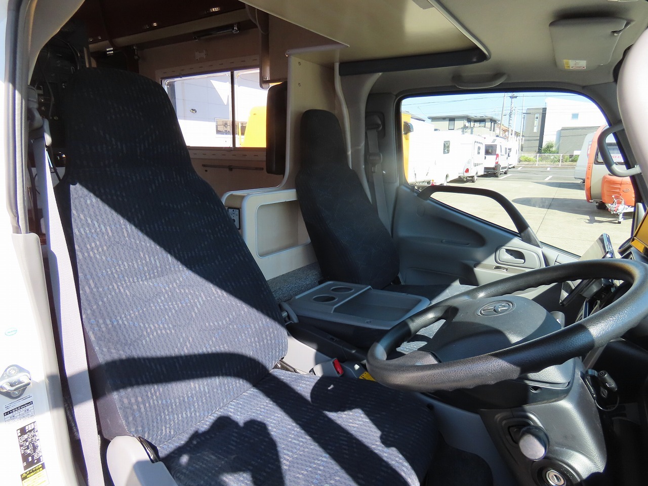 キャンピングカー キャブコン ｶﾑﾛｰﾄﾞｺﾙﾄﾞﾘｰﾌﾞｽｱｸﾃｨﾌﾞPKG限定車 4駆