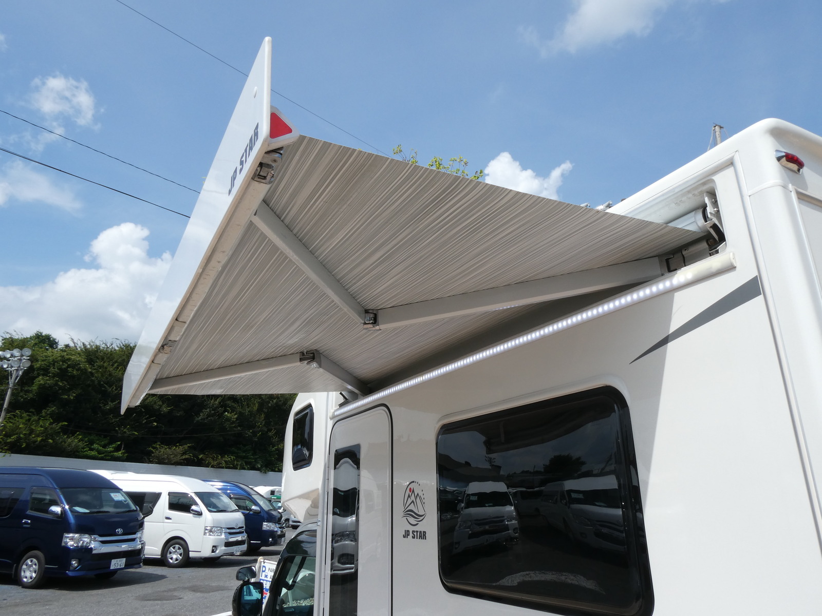 キャンピングカー 軽キャンパー JPｽﾀｰ　ﾊｯﾋﾟｰ1ﾌﾟﾚﾐｱﾑ　48VﾘﾁｳﾑBT