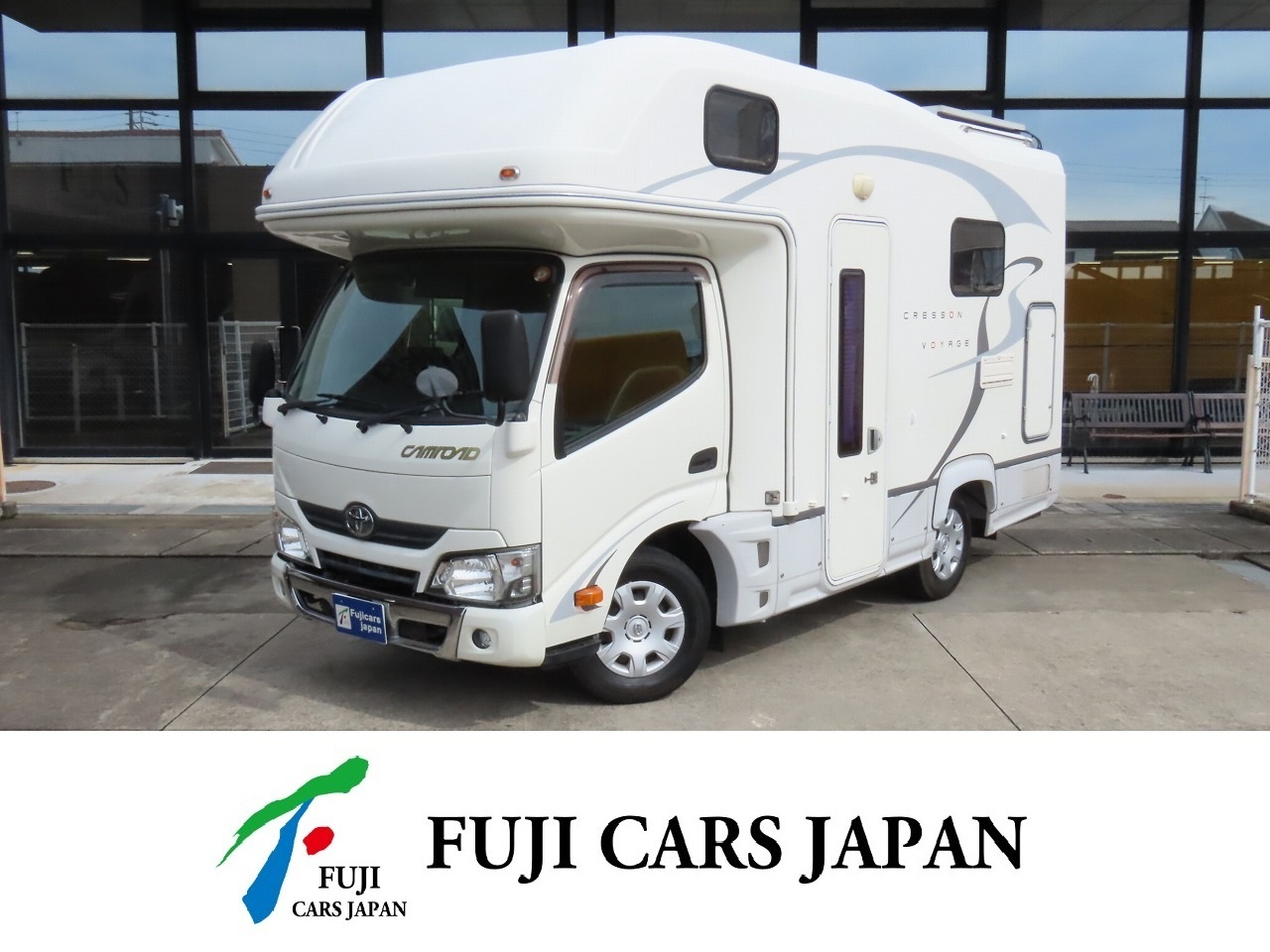 キャンピングカー キャブコン カムロード ナッツRV クレソンボヤージュ