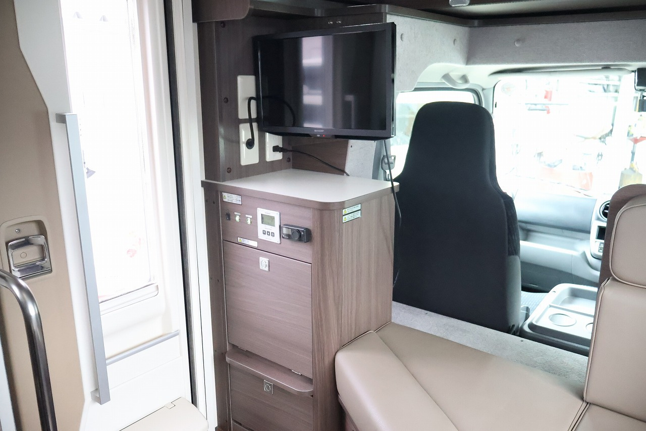 キャンピングカー キャブコン ｶﾑﾛｰﾄﾞ ﾅｯﾂ ｸﾚｱ5.3Xﾊｲﾊﾟｰｴﾎﾞ 4WD