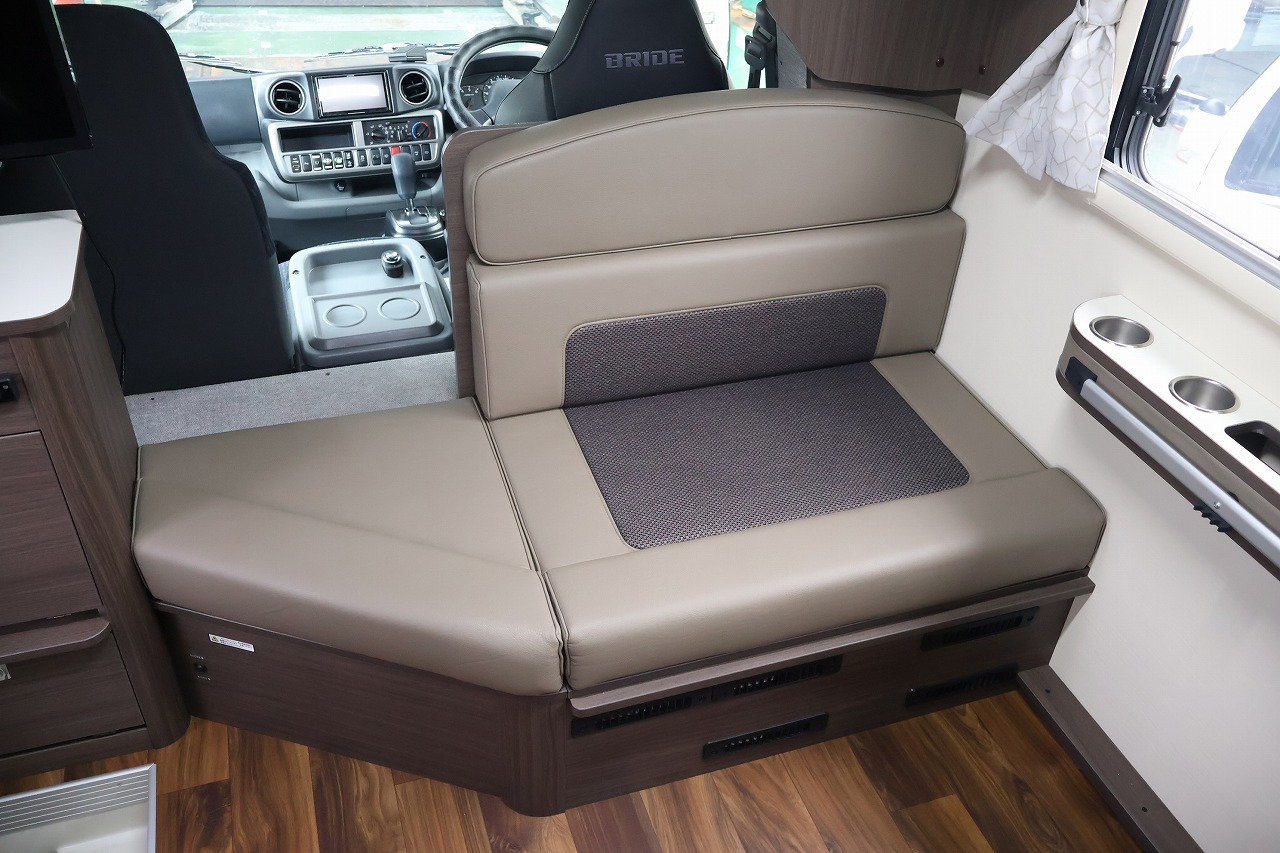 キャンピングカー キャブコン ｶﾑﾛｰﾄﾞ ﾅｯﾂ ｸﾚｱ5.3Xﾊｲﾊﾟｰｴﾎﾞ 4WD
