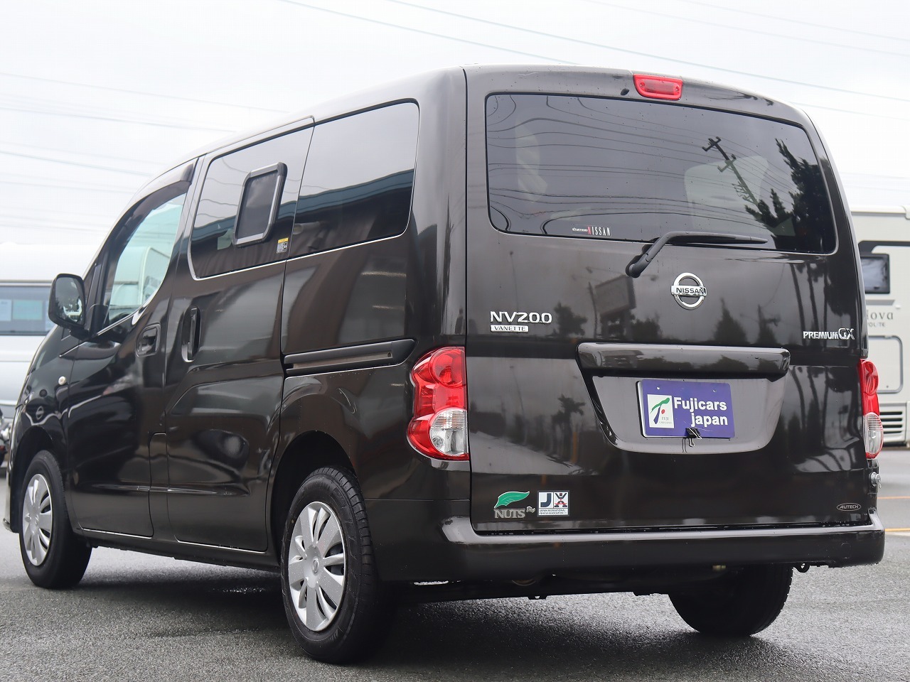 キャンピングカー バンコン NV200ﾊﾞﾈｯﾄ ﾅｯﾂRV ｷｬﾈﾙ