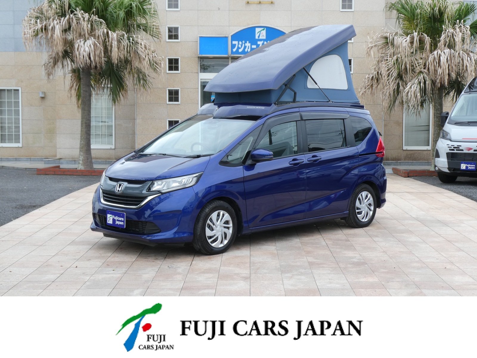 キャンピングカー バンコン ホワイトハウス　フリースタイル　ポップアップ　FFヒーター