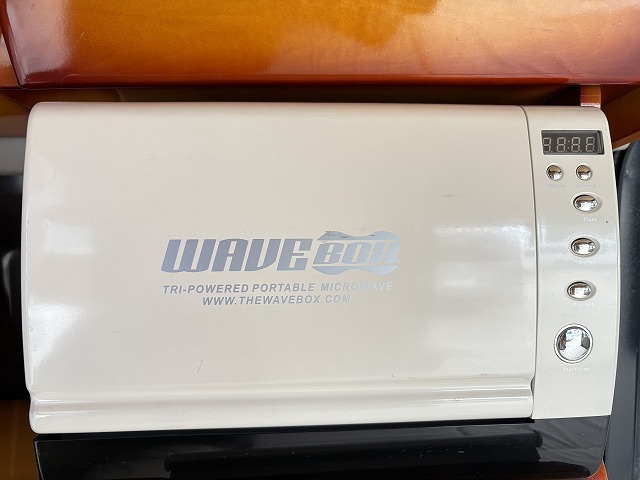 キャンピングカー 軽キャンパー ｴﾌﾞﾘｲ ｵｰﾄﾜﾝ 給電くん 4WD