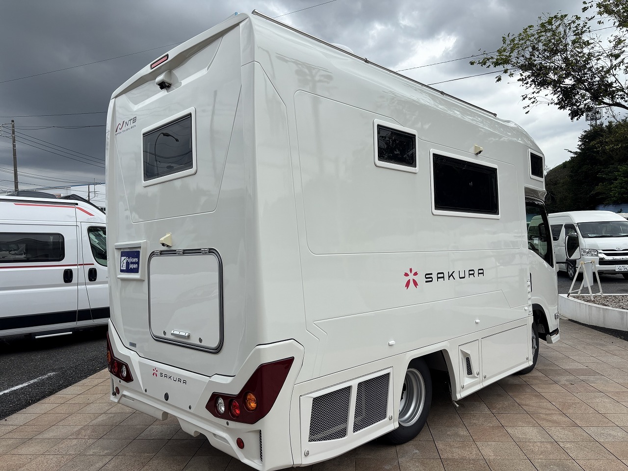 キャンピングカー キャブコン NTB　ｻｸﾗ　24Vﾘﾁｳﾑ　【準中型免許必須】