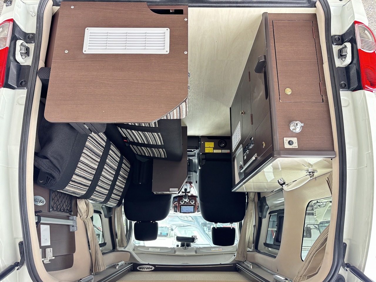 キャンピングカー バンコン ｷｬﾝﾋﾟﾝｸﾞｶｰ広島 ﾎﾟｯﾌﾟｺﾝeE 4WD
