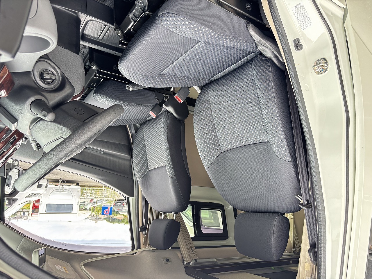 キャンピングカー バンコン ｷｬﾝﾋﾟﾝｸﾞｶｰ広島 ﾎﾟｯﾌﾟｺﾝeE 4WD