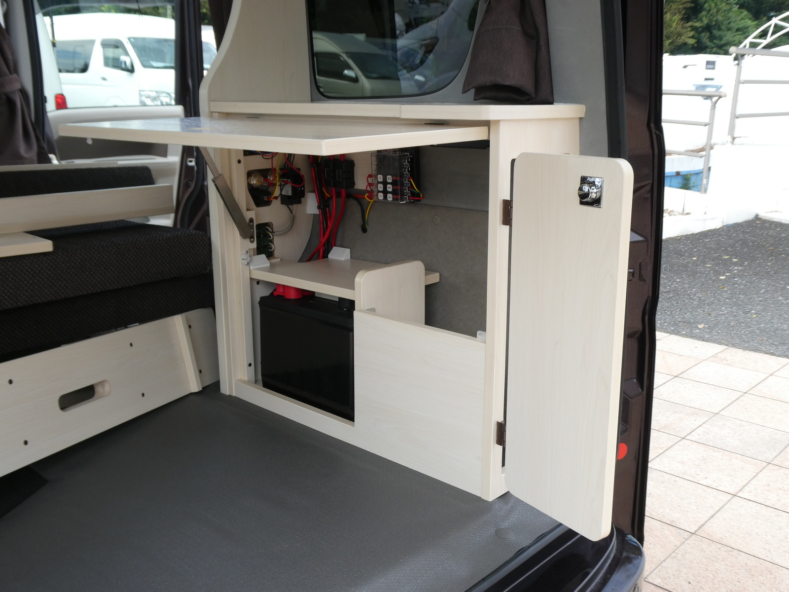 キャンピングカー 軽キャンパー ｴﾌﾞﾘｨ　ﾅｯﾂRV　ｽﾋﾟﾅ　4WD　ﾎﾟｯﾌﾟｱｯﾌﾟ