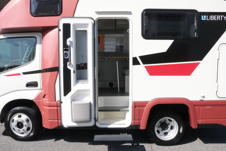キャンピングカー キャブコン ｶﾑﾛｰﾄﾞ ｱﾈｯｸｽ ﾘﾊﾞﾃｨ50DB 4WD
