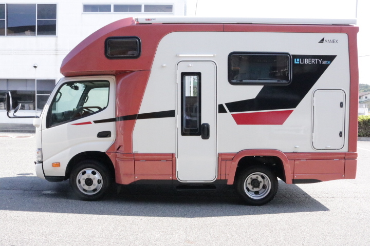 キャンピングカー キャブコン ｶﾑﾛｰﾄﾞ ｱﾈｯｸｽ ﾘﾊﾞﾃｨ50DB 4WD