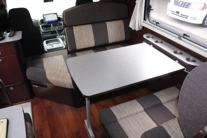 キャンピングカー キャブコン ｶﾑﾛｰﾄﾞ ﾅｯﾂRV ｸﾚｿﾝﾎﾞﾔｰｼﾞｭ ﾀｲﾌﾟW