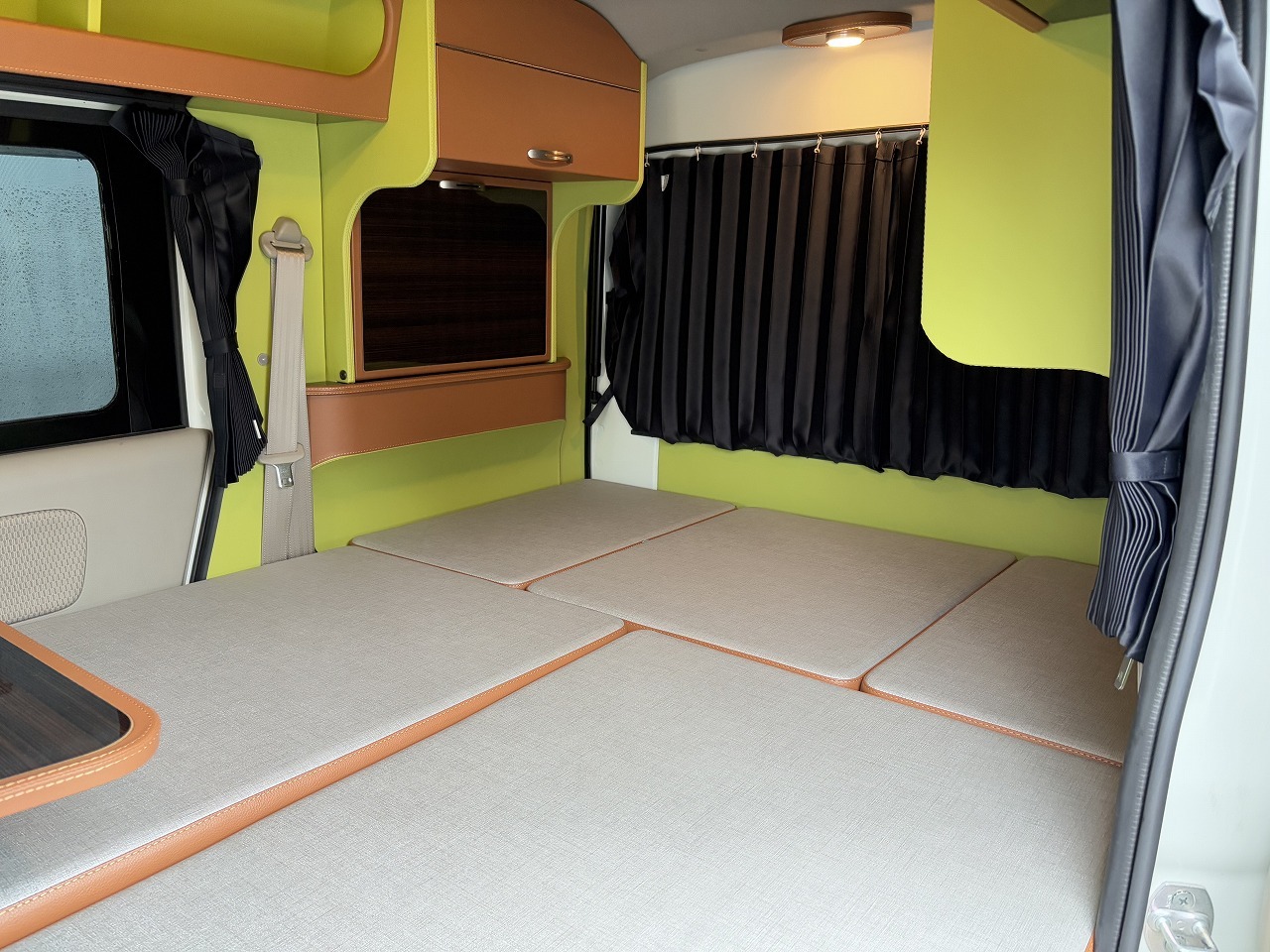 キャンピングカー 軽キャンパー ｴﾌﾞﾘｲ ﾀｲﾑﾄﾗﾍﾞﾙｶﾝﾊﾟﾆｰ ｶﾌﾞｷ