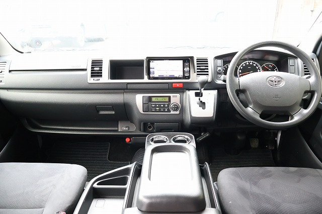 キャンピングカー バンコン ﾊｲｴｰｽ ﾃﾞﾙﾀﾘﾝｸ ﾀﾞｰｳｨﾝQ5 4WD