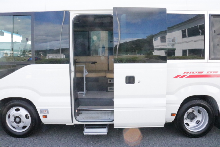 キャンピングカー バスコン ﾘｴｯｾⅡ RVﾋﾞｯｸﾌｯﾄ ｵﾘｼﾞﾅﾙ仕様　家庭用AC