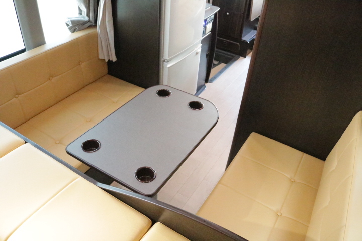 キャンピングカー バスコン ﾘｴｯｾⅡ RVﾋﾞｯｸﾌｯﾄ ｵﾘｼﾞﾅﾙ仕様　家庭用AC