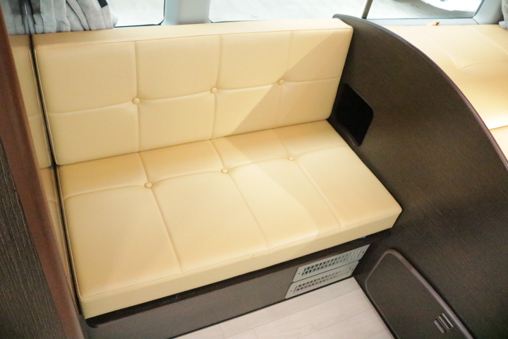 キャンピングカー バスコン ﾘｴｯｾⅡ RVﾋﾞｯｸﾌｯﾄ ｵﾘｼﾞﾅﾙ仕様　家庭用AC