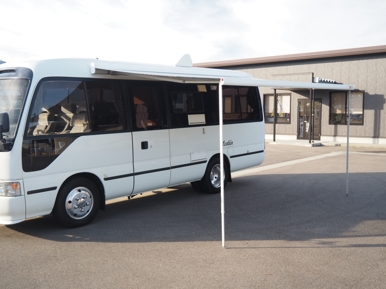 キャンピングカー バスコン ｺｰｽﾀｰ ﾏﾘﾅRV Lｷｬﾋﾞﾝ FFﾋｰﾀｰ