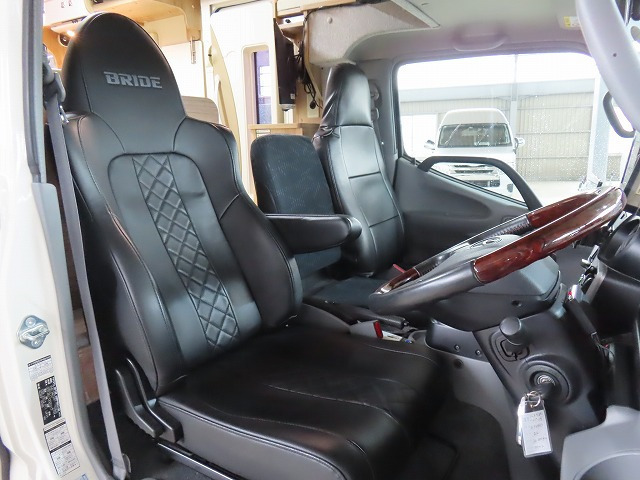 キャンピングカー キャブコン ｶﾑﾛｰﾄﾞﾅｯﾂRVｸﾚｱ5.3Xﾊｲﾊﾟｰｴﾎﾞ 4WD