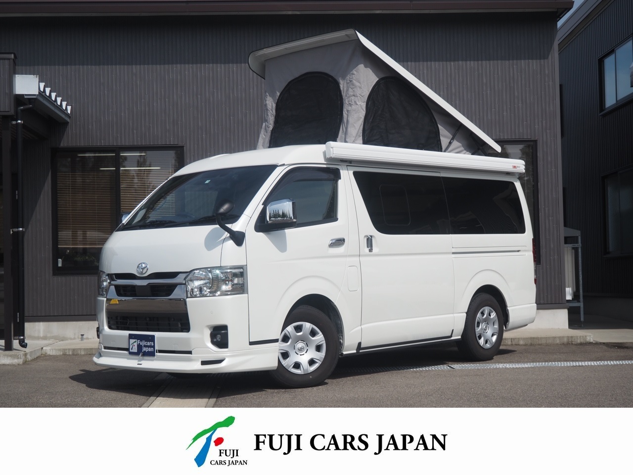 キャンピングカー バンコン ハイエース オーロラエクスクルーシブアーチザン 4WD