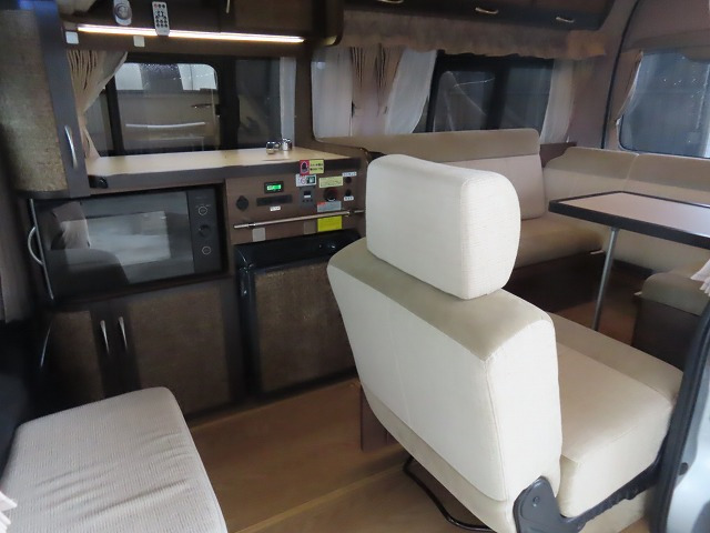 キャンピングカー バンコン ﾚｸﾋﾞｨ ﾊｲｴｰｽﾌﾟﾗｽ FFﾋｰﾀｰ　