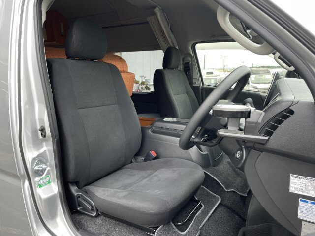 キャンピングカー バンコン ﾔｯｺ ﾌﾞﾗﾎﾞｰ 2.8DT 4WD 12Vｸｰﾗｰ