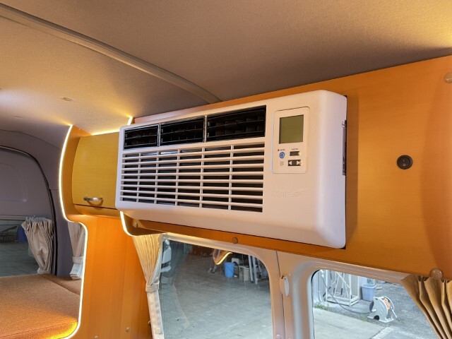 キャンピングカー バンコン ﾔｯｺ ﾌﾞﾗﾎﾞｰ 2.8DT 4WD 12Vｸｰﾗｰ