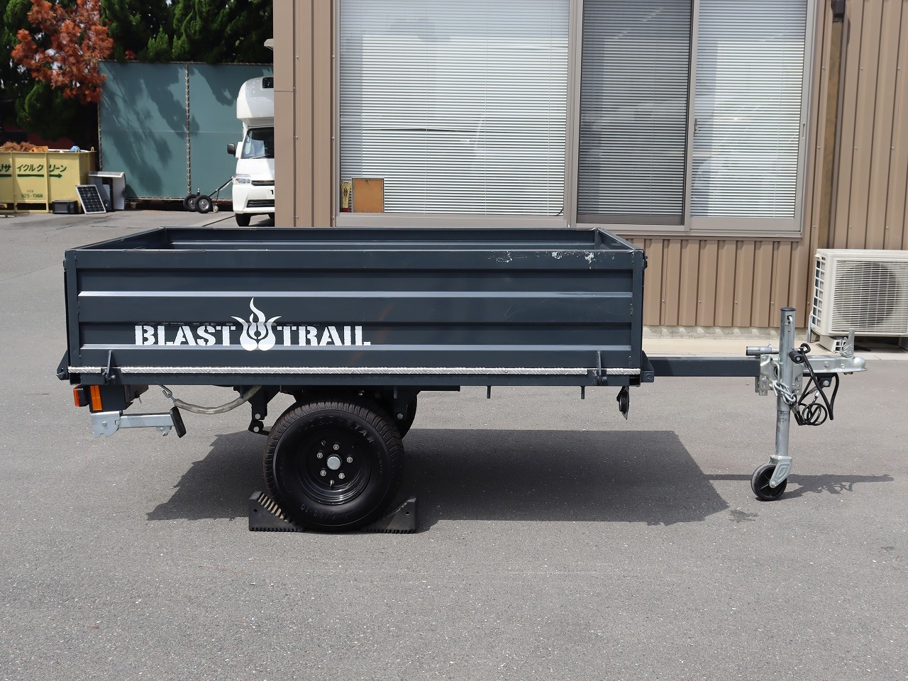 キャンピングカー トレーラー ﾌﾞﾗｽﾄﾄﾚｲﾙ T-33 軽4ﾅﾝﾊﾞｰ