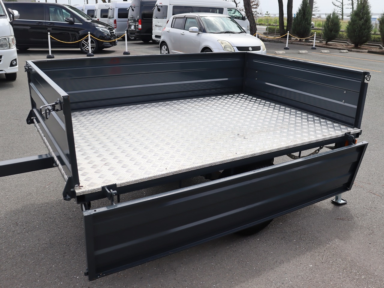 キャンピングカー トレーラー ﾌﾞﾗｽﾄﾄﾚｲﾙ T-33 軽4ﾅﾝﾊﾞｰ