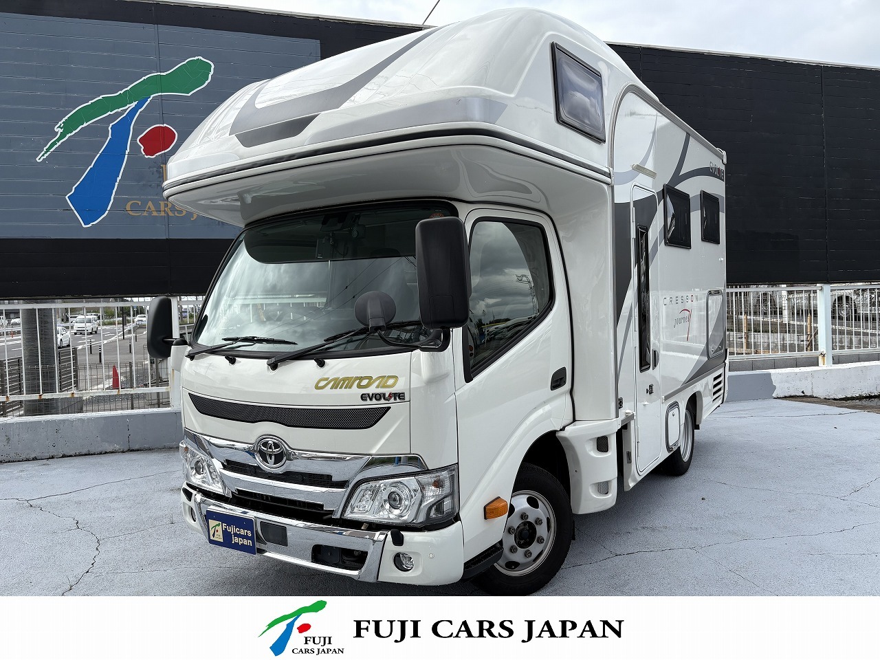 キャブコン カムロード ナッツRV クレソンジャーニー 4WD