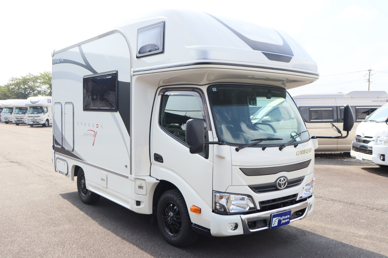 キャンピングカー キャブコン ｶﾑﾛｰﾄﾞ ﾅｯﾂRV ｸﾚｿﾝｼﾞｬｰﾆｰWｴﾎﾞﾗｲﾄ