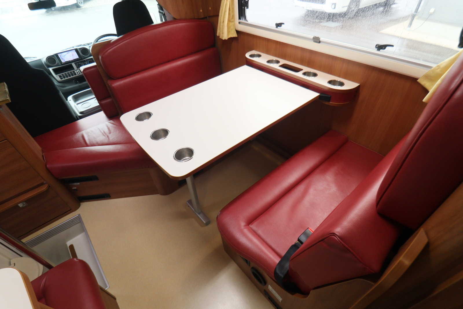 キャンピングカー キャブコン ｶﾑﾛｰﾄﾞ ﾅｯﾂRV ｸﾚｱ5.3W ｴﾎﾞﾘｭｰｼｮﾝ
