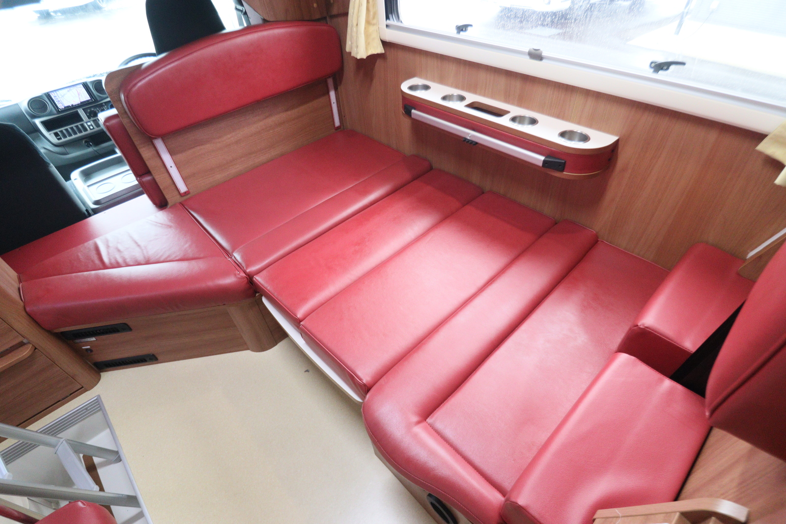 キャンピングカー キャブコン ｶﾑﾛｰﾄﾞ ﾅｯﾂRV ｸﾚｱ5.3W ｴﾎﾞﾘｭｰｼｮﾝ