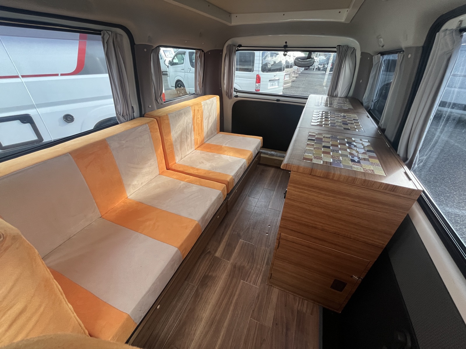 キャンピングカー バンコン ｽﾃｰｼﾞ21架装 ﾎﾟｯﾌﾟｱｯﾌﾟ 4WD　FFﾋｰﾀｰ