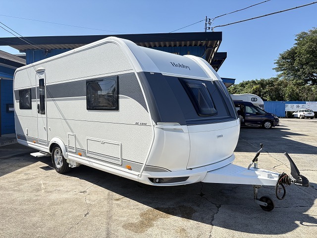キャンピングカー トレーラー ﾎﾋﾞｰ 515UHLﾃﾞﾗｯｸｽ 家庭用ｴｱｺﾝ FF暖房