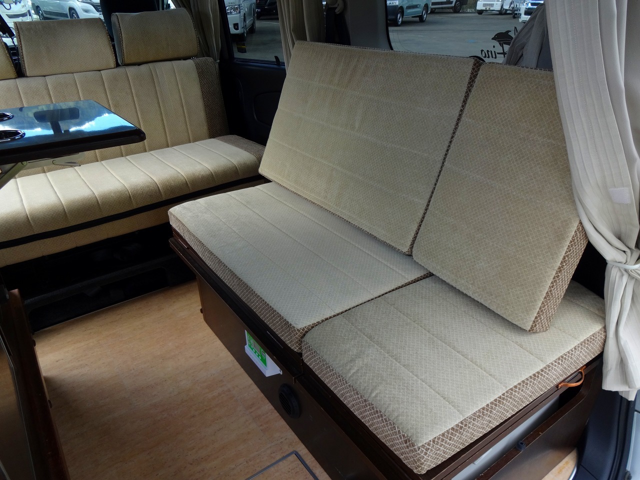 キャンピングカー バンコン ｾﾚﾅ ﾐｽﾃｨｯｸ ﾃﾞﾙﾌｨﾉ　FF　冷蔵庫　ｿｰﾗｰ